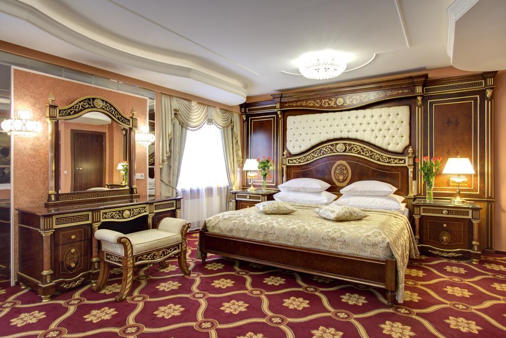 Izmailovo Alfa Hotel Moskow Bagian luar foto